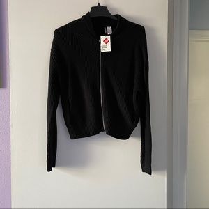 NWT Knitted black zipper cardigan